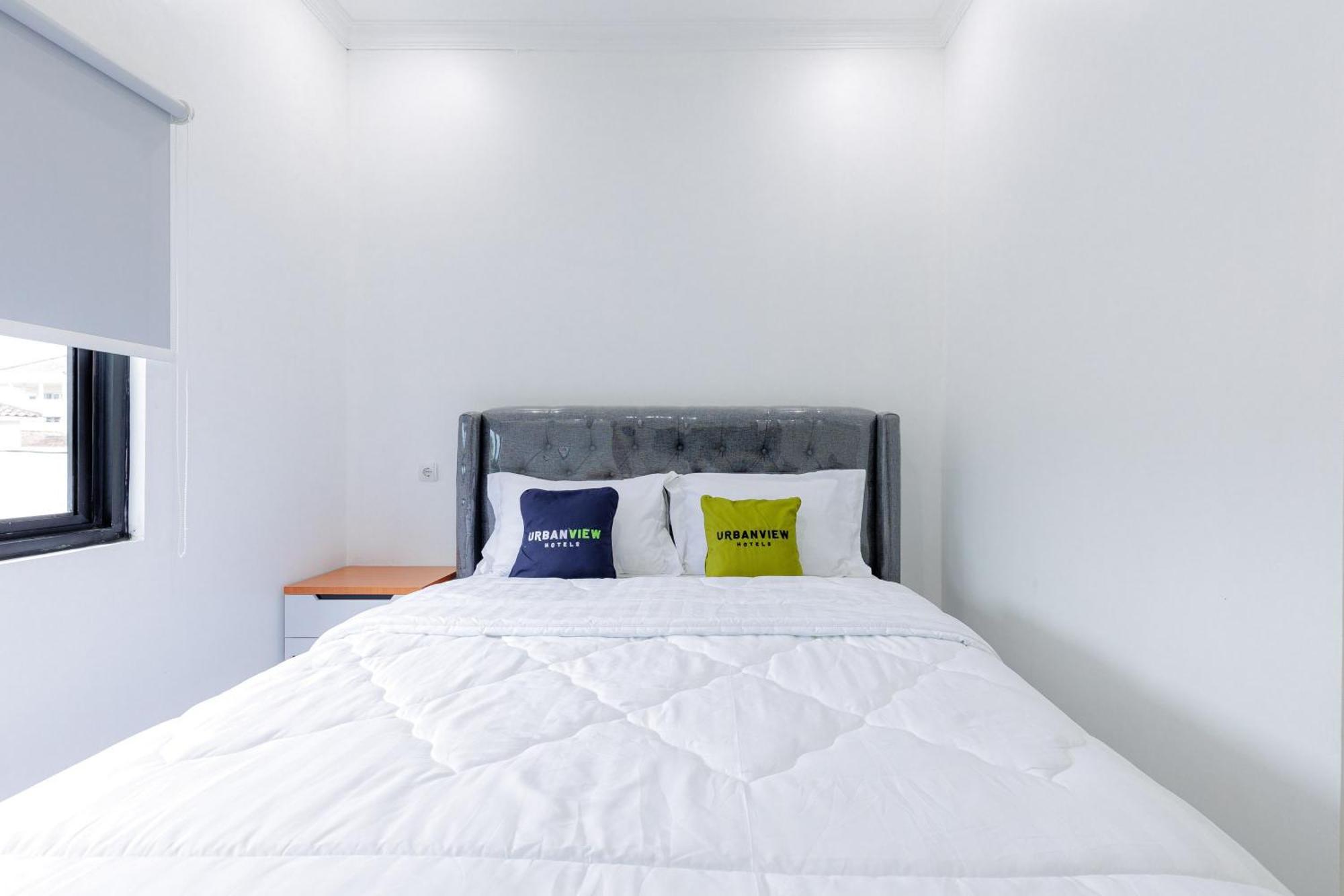 Urbanview Hotel Amira Syariah Bogor Pamoyanan Εξωτερικό φωτογραφία